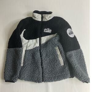 NIKE Sportwear Sherpa Jacket for Kids Zip up Size 4